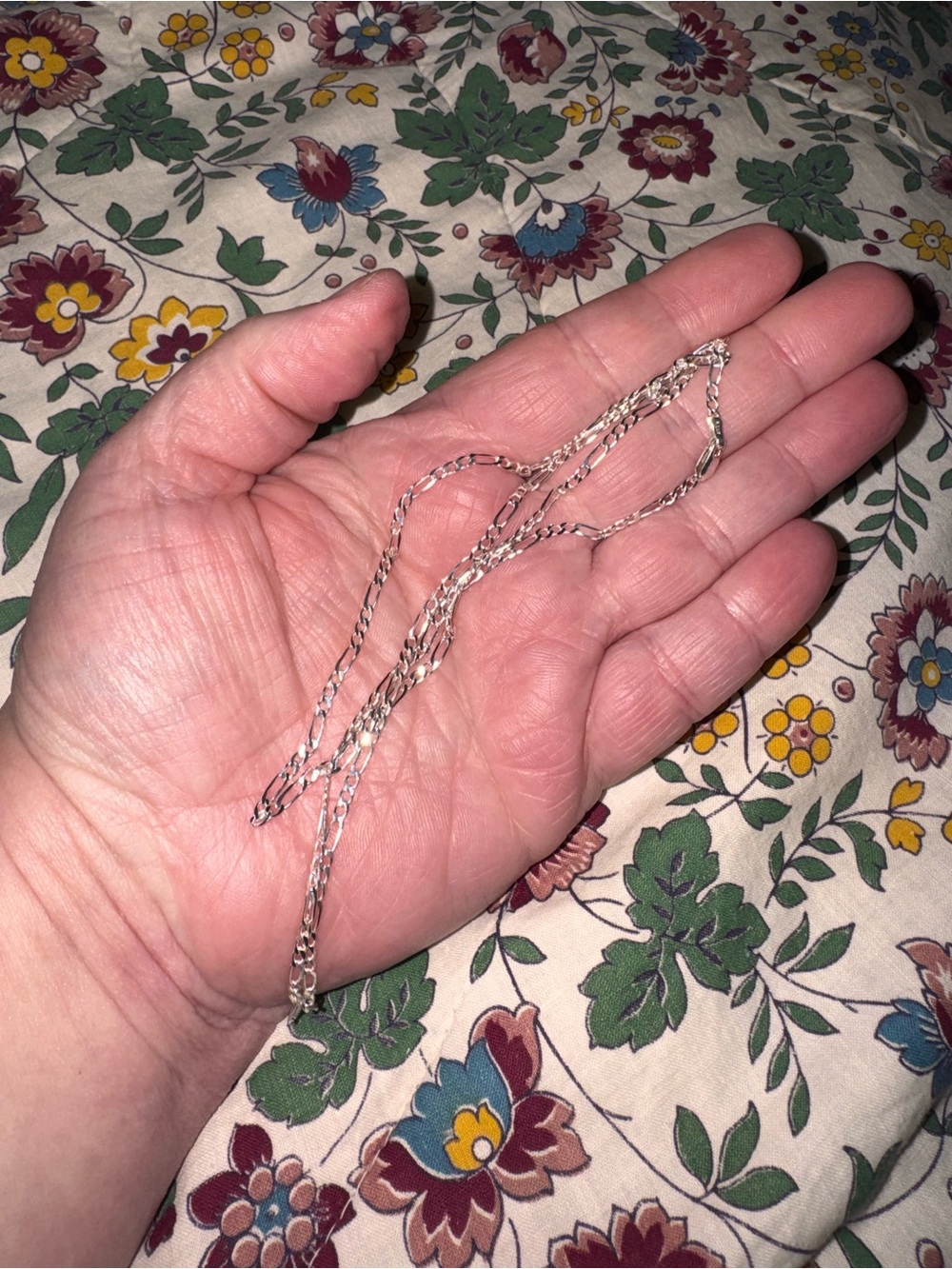 Italian Sterling Silver Figaro Link Chain
23 Inches Necklace